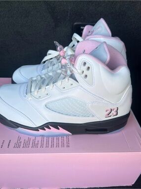 Jordan 5 Medium Soft Pink Size 9.5 Men's Brand New HQ7978-102 New In Box No Lid!